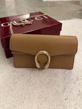 Gucci Tan Pebbled Leather Dionysus Crossbody with Gold Hardware